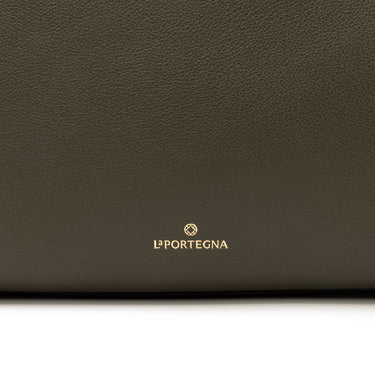 Sol tote bag leather Green. Handcrafted in Spain. La Portegna