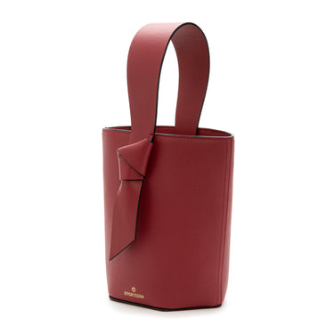 bolso tipo bucket de cuero cereza hecho a mano con detalle de nudo, asa superior y bandolera