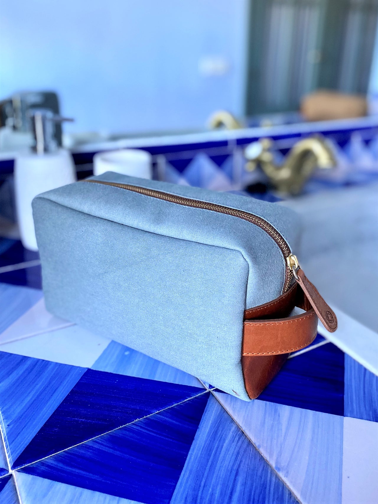 Dopp Kit Aqua