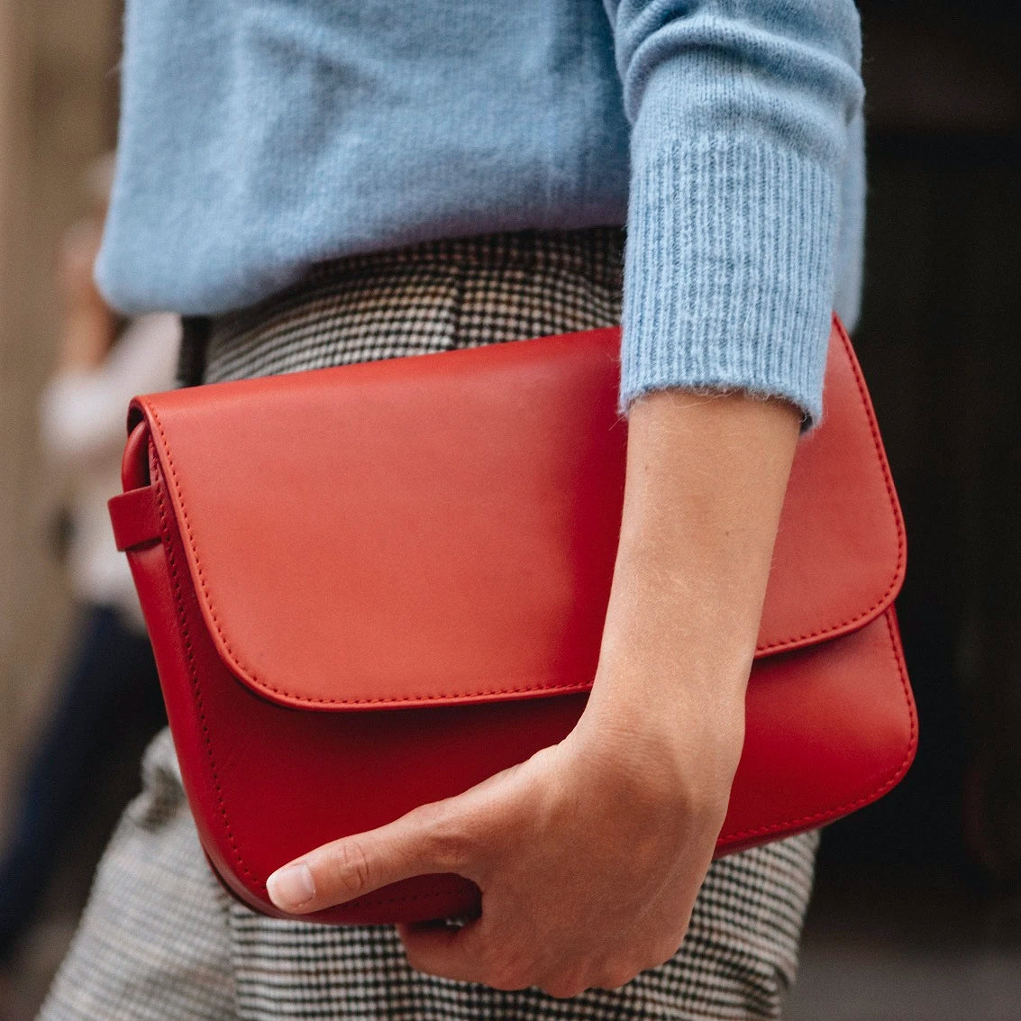 Lucia Red